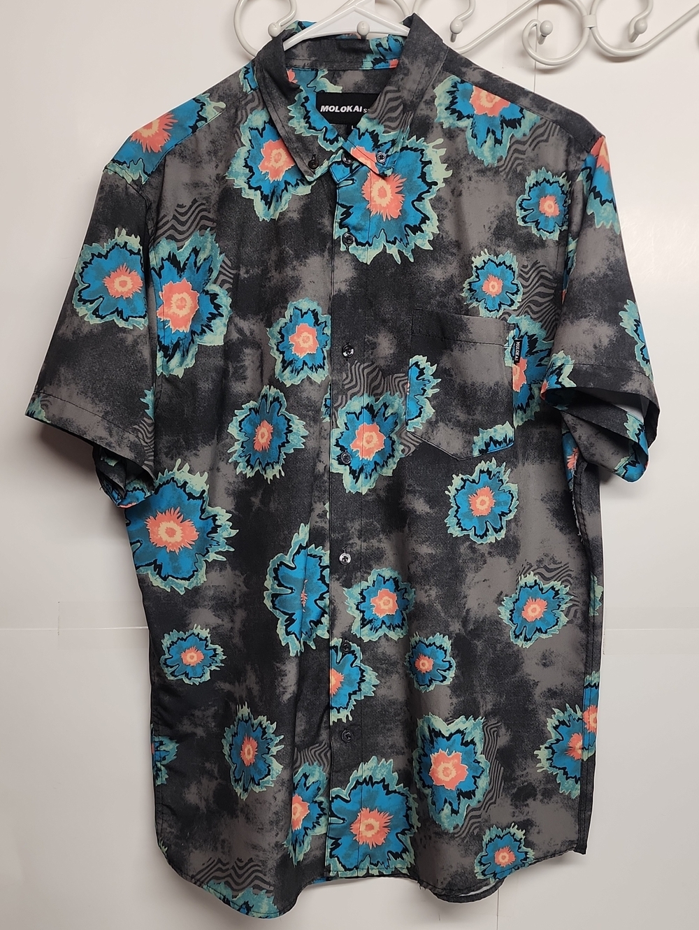 Molokai Surf Co. Short-Sleeve Button-Down Shirt Blue&Coral Floral on Charcoal L